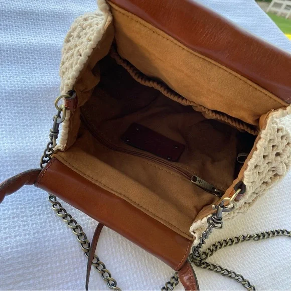 Patricia Nash Cream and Brown Crochet Tote - Picture 10 of 17